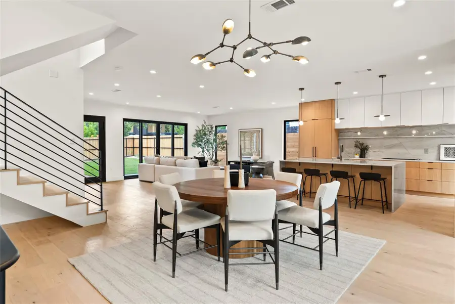 1005 W Johanna St W, Austin, TX 78704 - #2