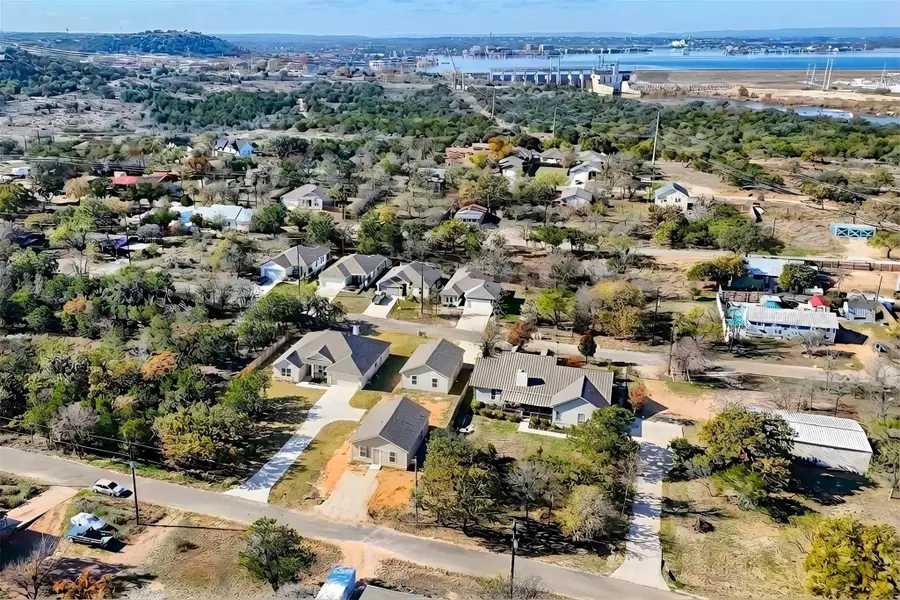 732 Aspen Ln, Cottonwood Shores, TX 78657 - Image #3