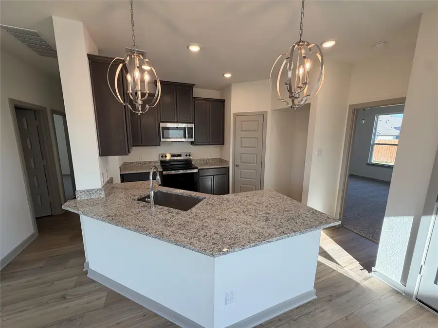 312 Boatright Blvd, Jarrell, TX 76537 - #3
