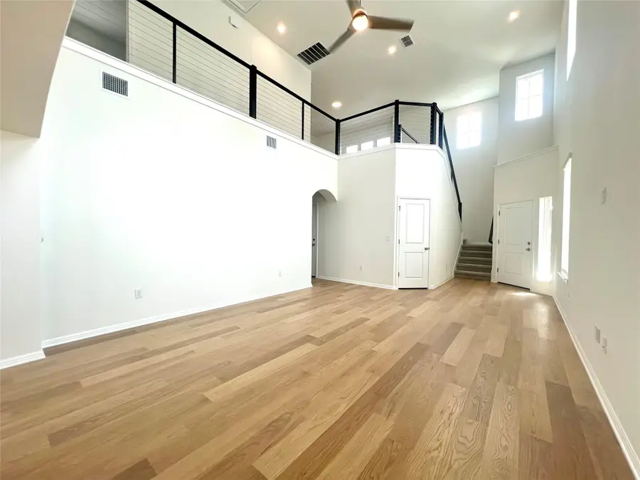 484 Young St, Buda, TX 78610 - #3