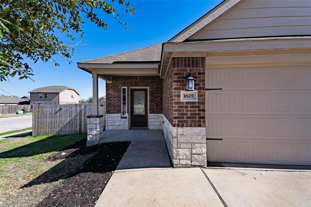 1601 Treeta Trl, Kyle, TX 78640 - #1