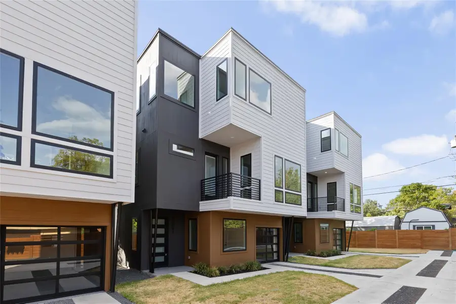 100 W Odell St #2, Austin, TX 78752 - #2