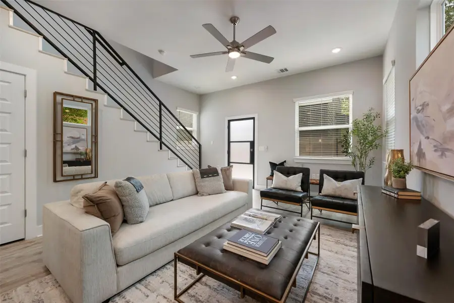1104 Begonia Ter #2, Austin, TX 78741 - Image #2