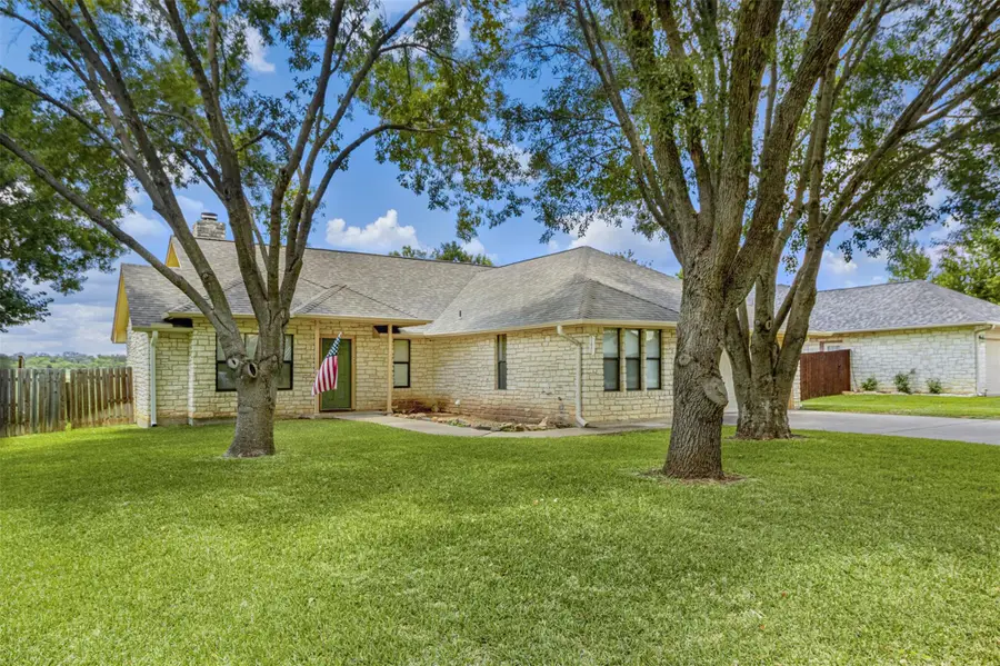 160 Turkey Run, Meadowlakes, TX 78654 - Image #2