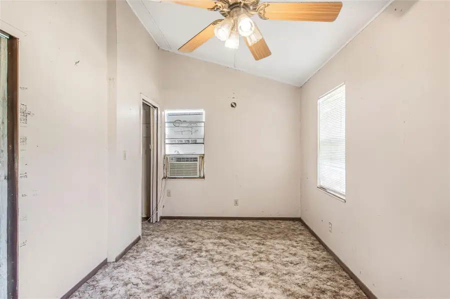 103 Leaning Oaks St, Somerville, TX 77879 - #3