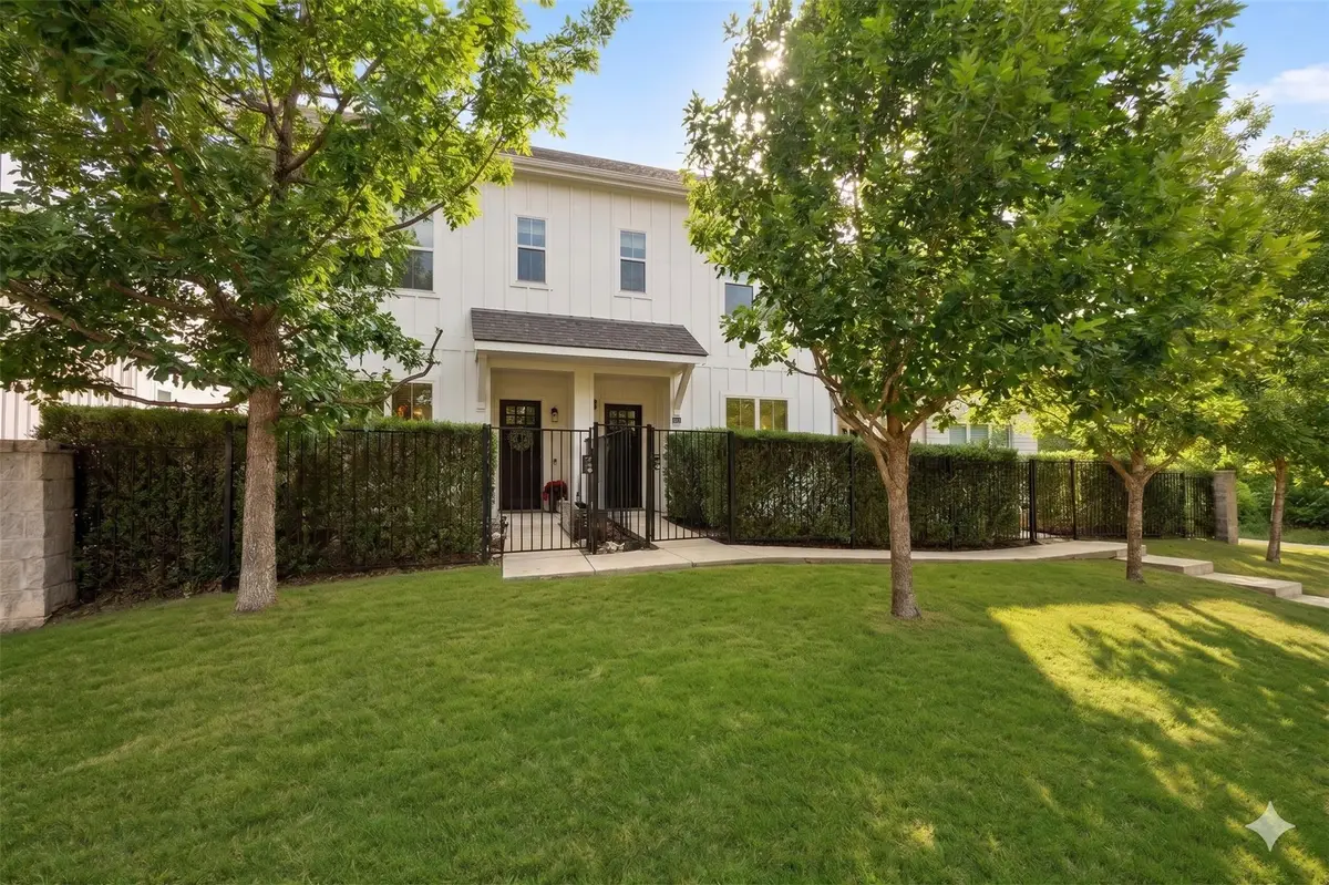 2624 Metcalfe Rd #2, Austin, TX 78741 - #1