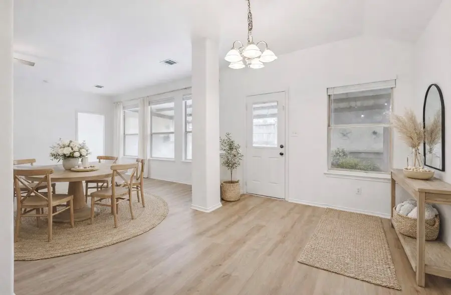 1611 Sunnycrest Cir, New Braunfels, TX 78130 - #2