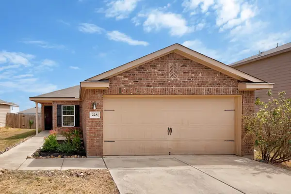 228 Millers Loop, Jarrell, TX 76537