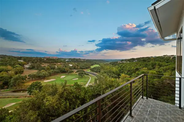 5717 Lost Horizon Dr #12, Austin, TX 78759