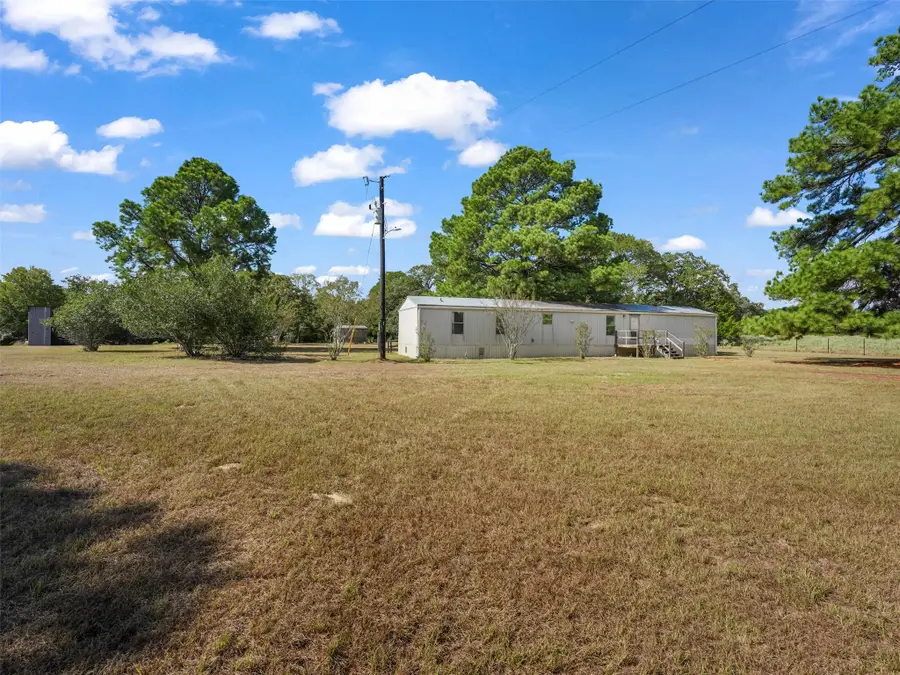 133 Pine Valley Loop, Smithville, TX 78957 - #2