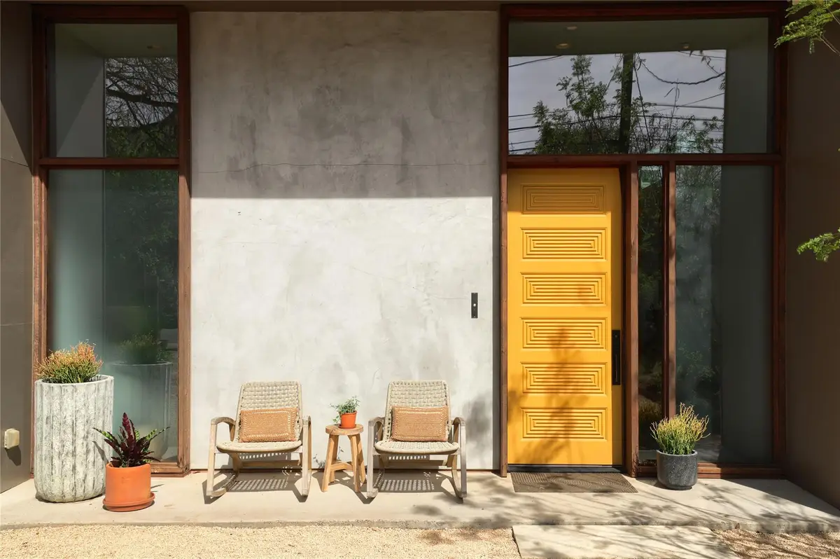 2412 E 9th St, Austin, TX 78702 - #1