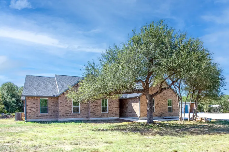 185 Valley Sierra Ln, Driftwood, TX 78619 - #2