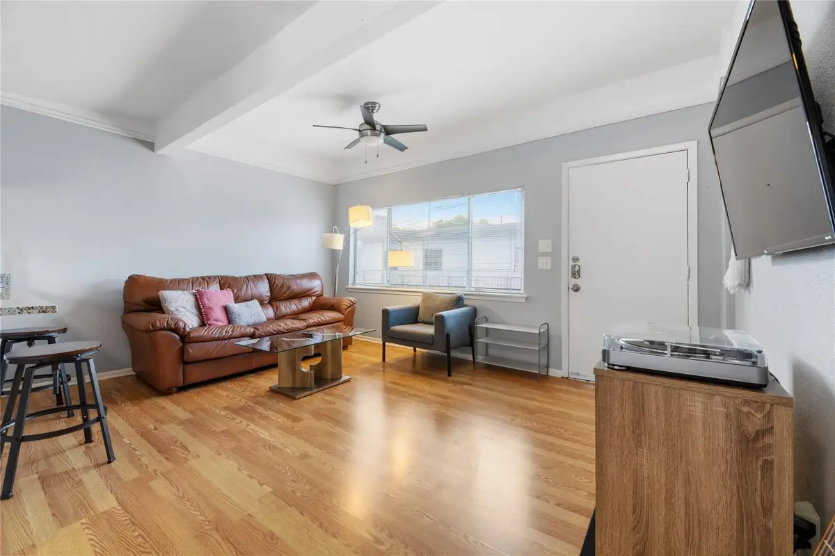 2408 Longview St #204, Austin, TX 78705 - #1