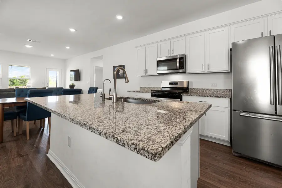 165 Santa Rosa Ln, Buda, TX 78610 - #3