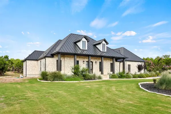 1687 Noble Trl, Canyon Lake, TX 78133