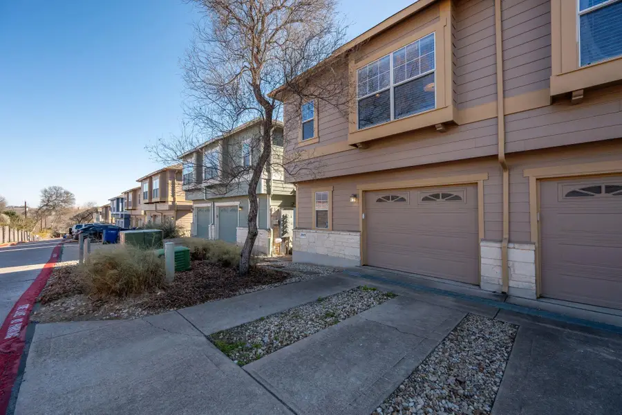 2905 Saville Loop, Austin, TX 78741 - Image #3