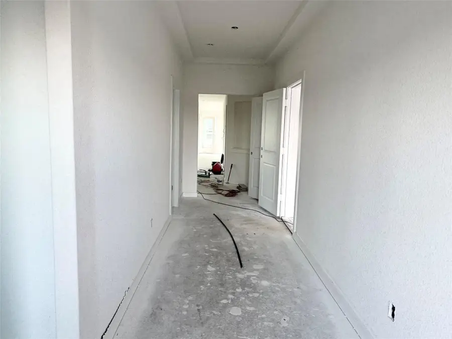 212 Hazy View Ln, San Marcos, TX 78666 - Image #3