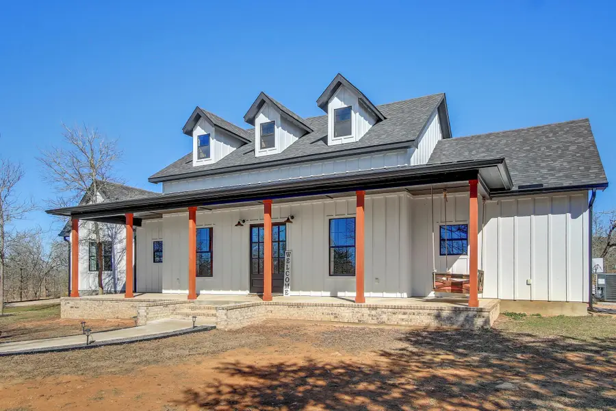 142 Anderson Dr, Red Rock, TX 78662 - Image #2