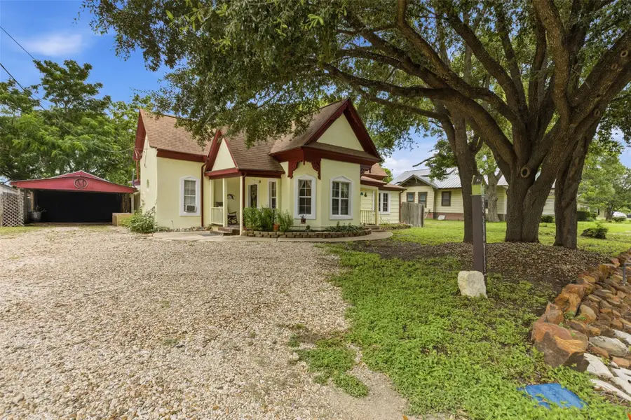 400 S Willis St, Granger, TX 76530 - #3