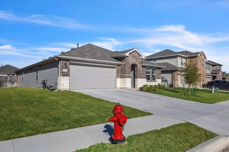 13800 Dismuke Dr, Manor, TX 78653 - Image #3