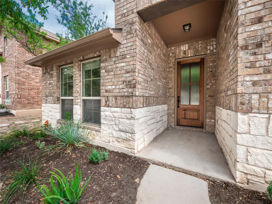 2822 Garlic Creek Dr, Buda, TX 78610 - #3