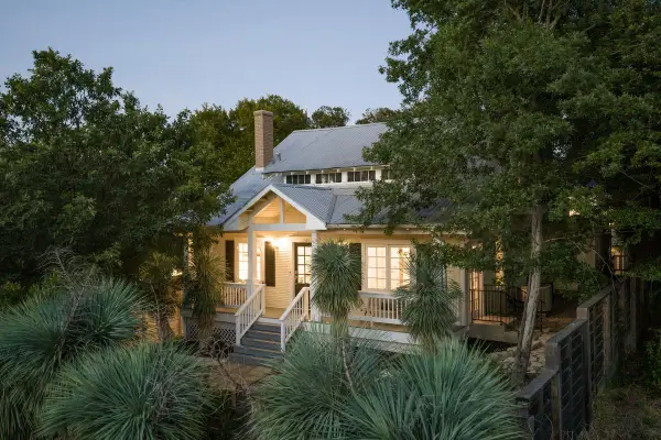 1105 Travis Heights Blvd, Austin, TX 78704
