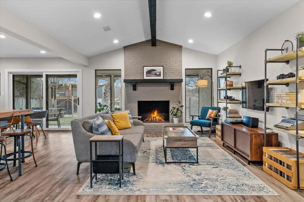 3010 Burleson Rd #A, Austin, TX 78741 - #1