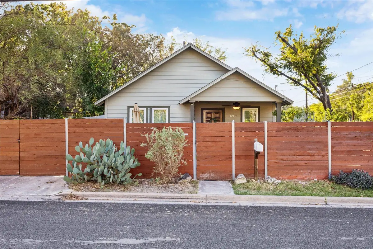 1210 Coleto St, Austin, TX 78702 - Image #1