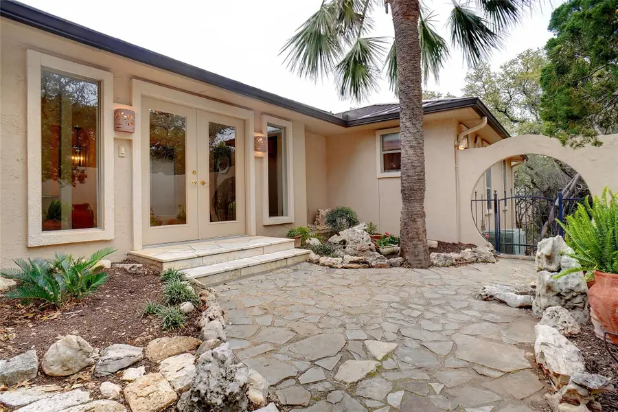 213 Twin Sails, Horseshoe Bay, TX 78657 - Image #2