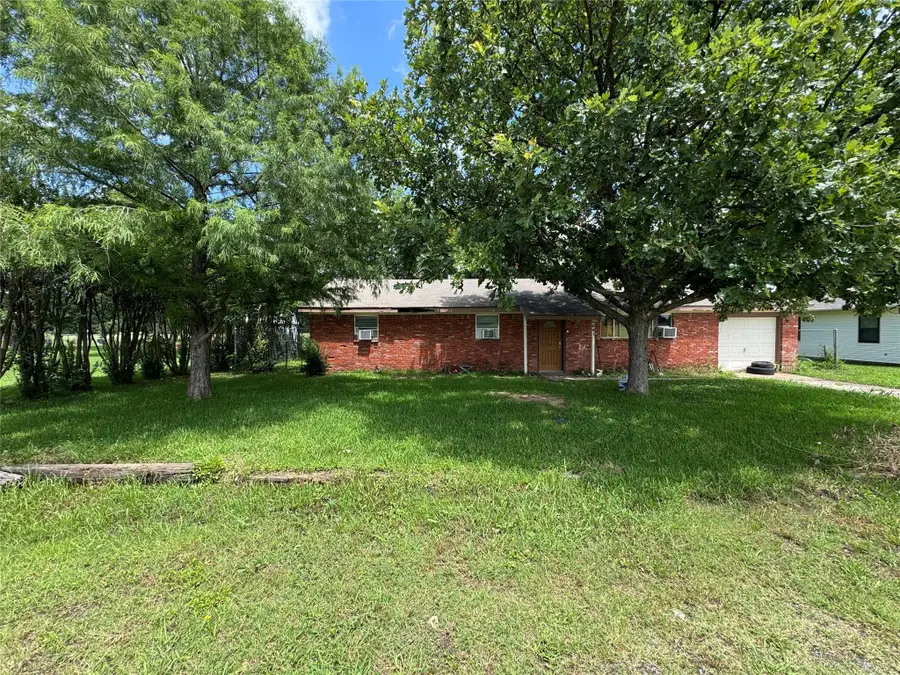 3041 Monroe St, Commerce, TX 75428 - #2