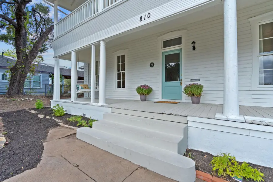 810 E 13th St, Austin, TX 78702 - Image #2