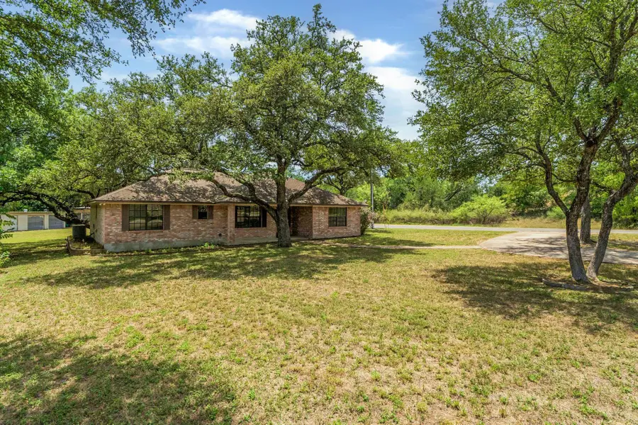 201 River Lake Dr, Kingsland, TX 78639 - #2
