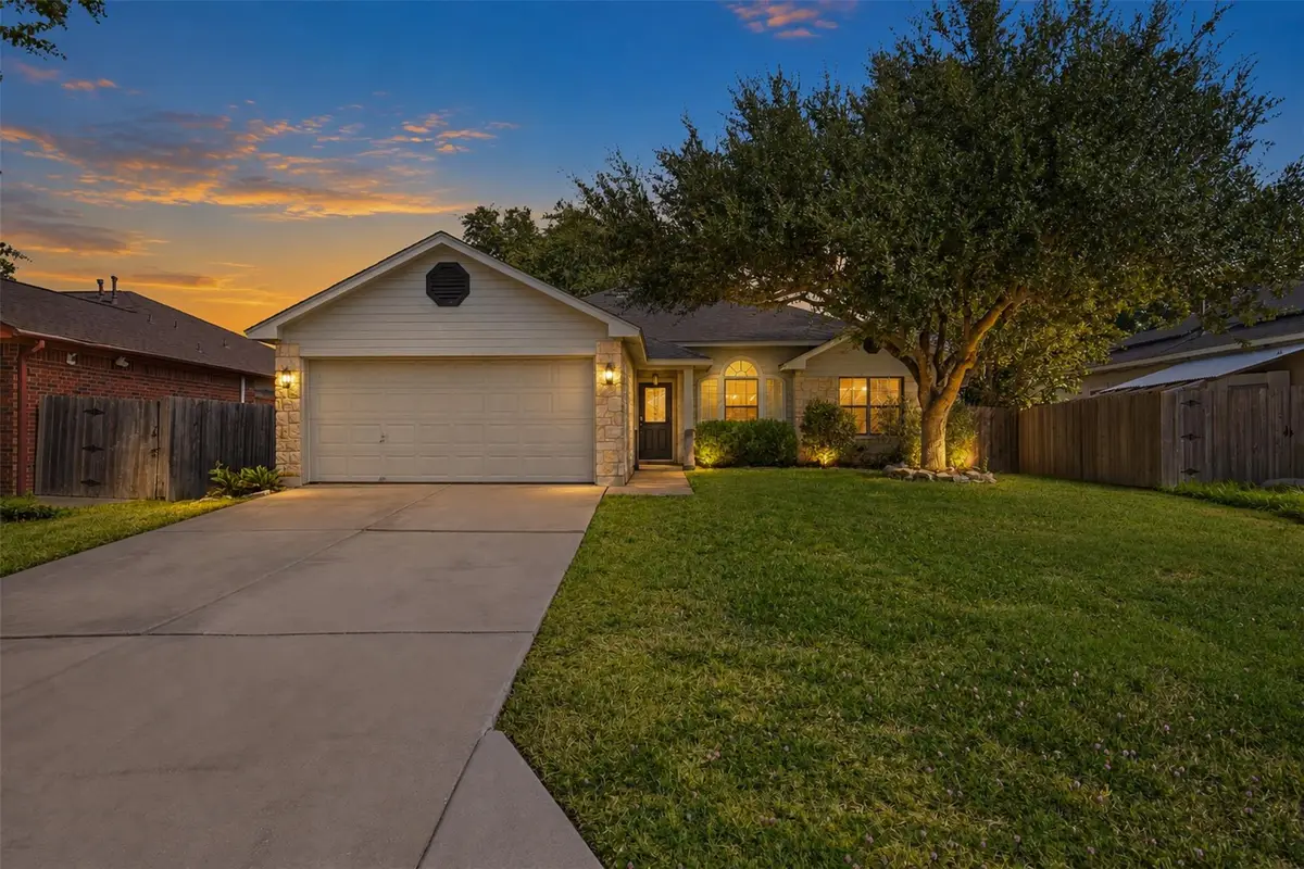 509 Morning Dove Dr, Hutto, TX 78634 - #1