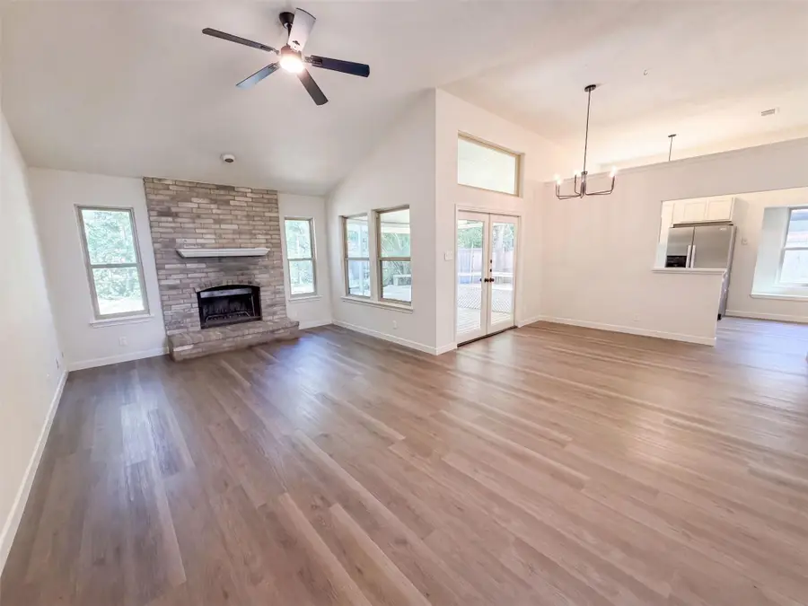 605 Hawthorne Ln, Round Rock, TX 78664 - #3