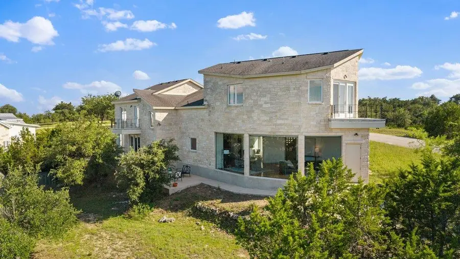 360 Stacey Ann Cv, Dripping Springs, TX 78620 - #3