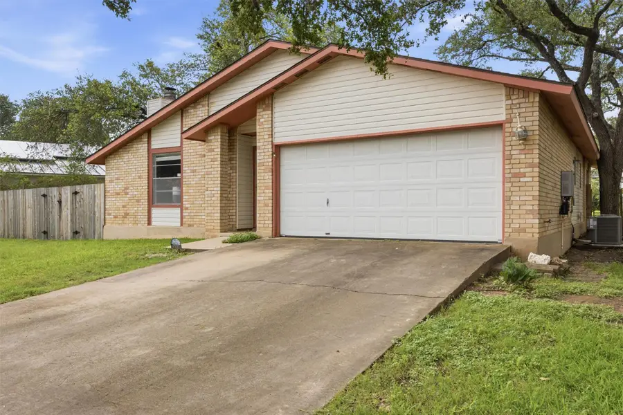 7737 Croftwood Dr, Austin, TX 78749 - #2