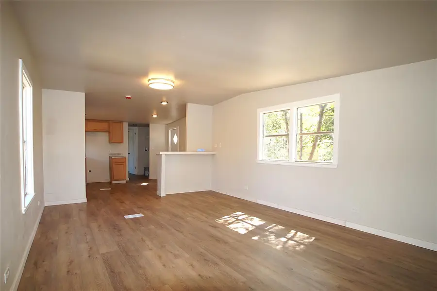 300 W Taylor St, Llano, TX 78643 - #2
