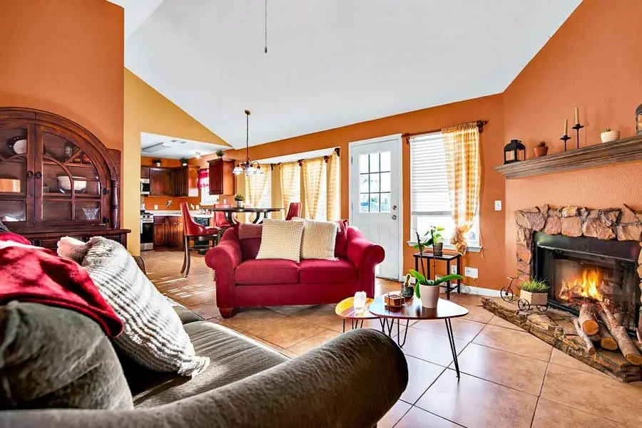 1001 Lantana Ct, Leander, TX 78641 - Image #2