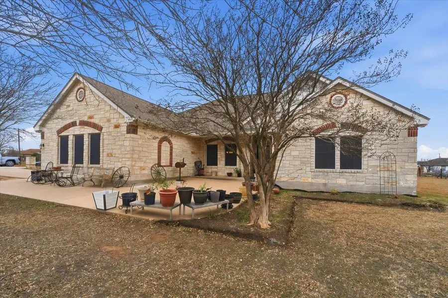 106 Luna Vista Cv, Del Valle, TX 78617 - #3