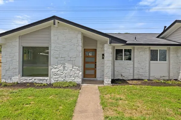 5400 Salem Hill Dr, Austin, TX 78745