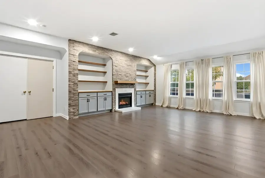 19721 San Chisolm Dr, Round Rock, TX 78664 - #2