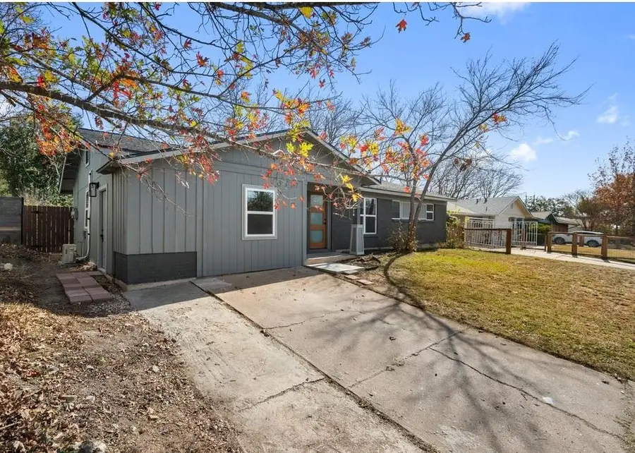 5327 Wellington Dr, Austin, TX 78723 - Image #3