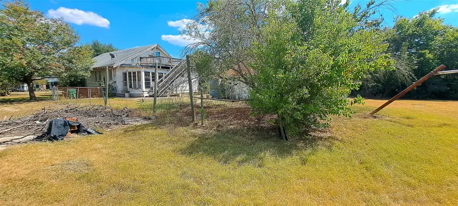 507 Sloan St, Taylor, TX 76574 - #2