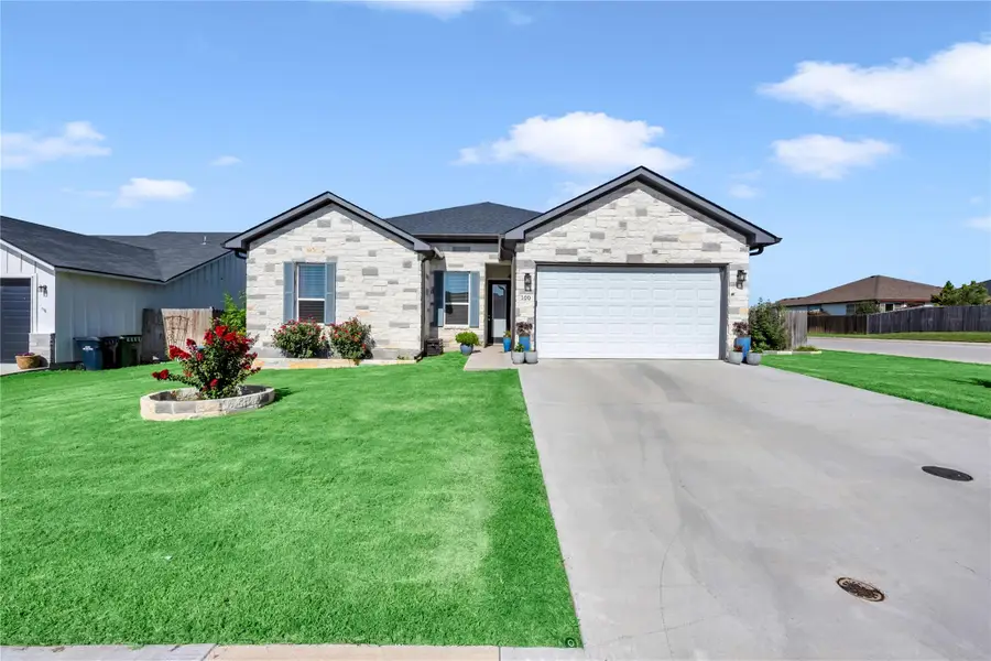 100 S Thomas Cv, Burnet, TX 78611 - #2