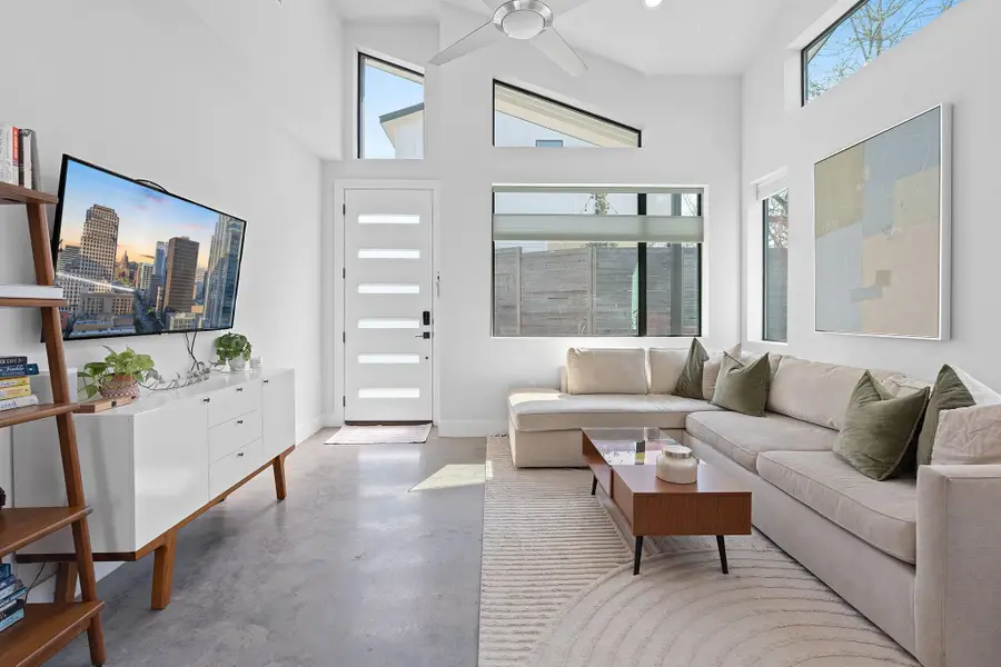 1168 Ridgeway Dr #2, Austin, TX 78702 - #3