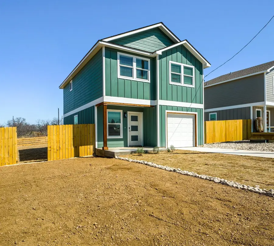 301 Cedarhill Dr, Granite Shoals, TX 78654 - #2