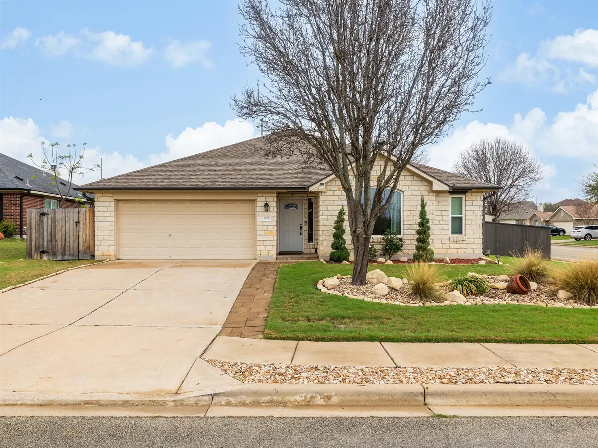 907 Ridgemont Cir, Leander, TX 78641 - #1