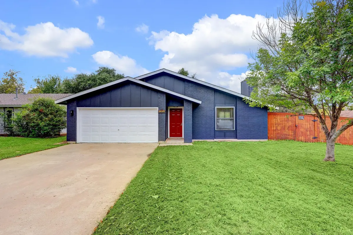 6300 Capriola Dr, Austin, TX 78745 - #1