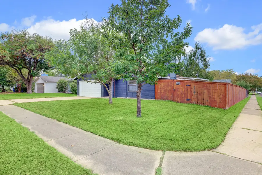 6300 Capriola Dr, Austin, TX 78745 - #2
