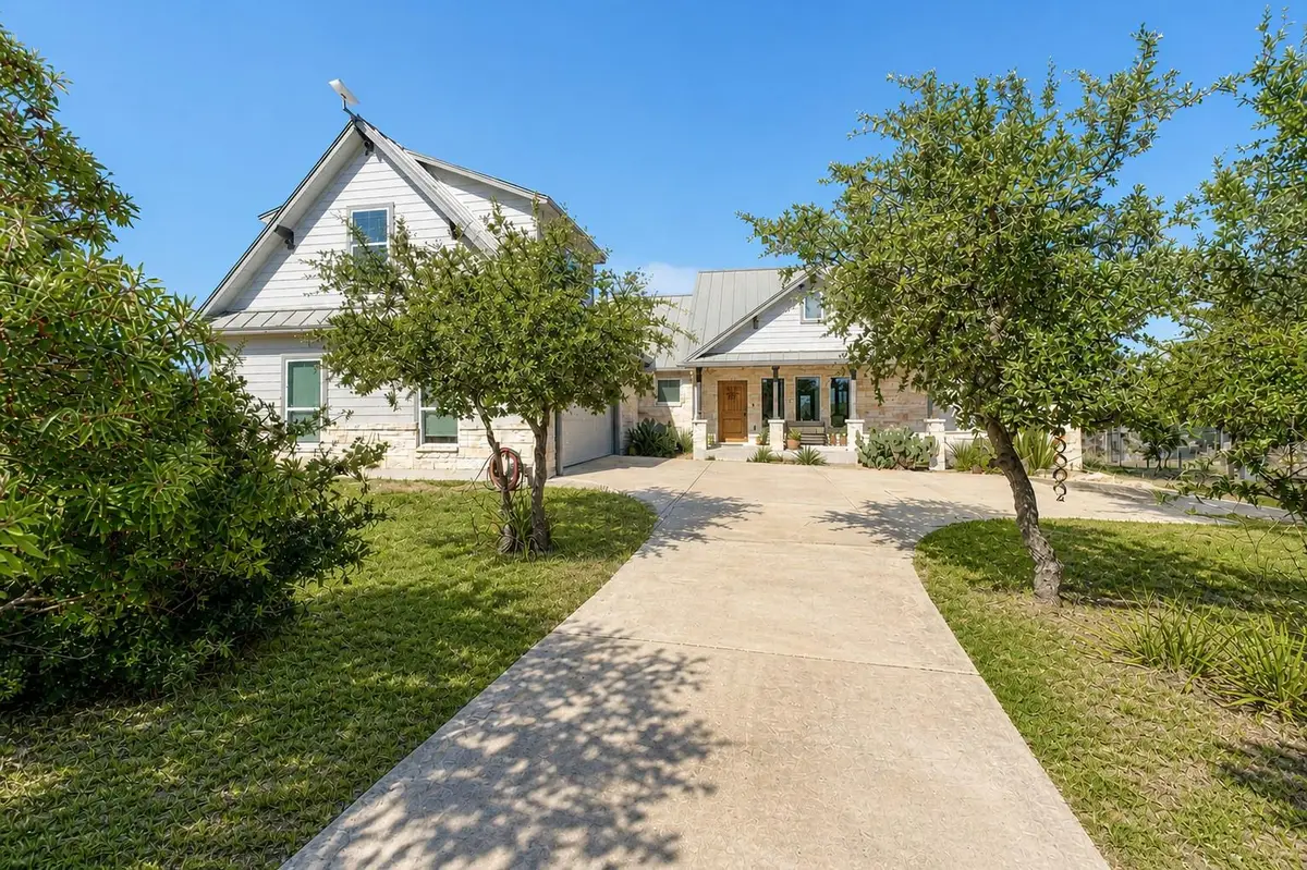 2121 Martin Rd, Dripping Springs, TX 78620 - #1